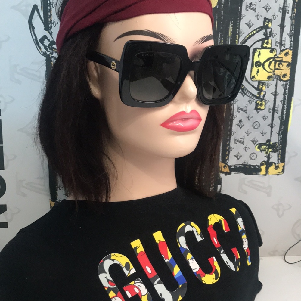 New Authentic Gucci GG0328S 001 Black Square Sunglasses Grey Gradient Lenses